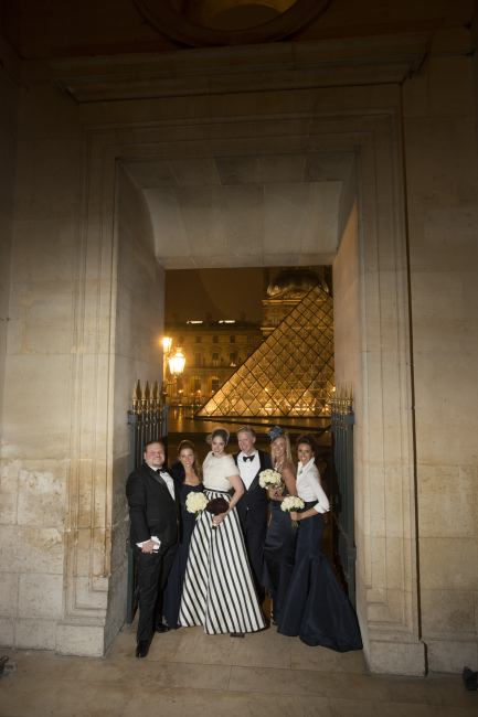 Elope to Paris Le Louvres